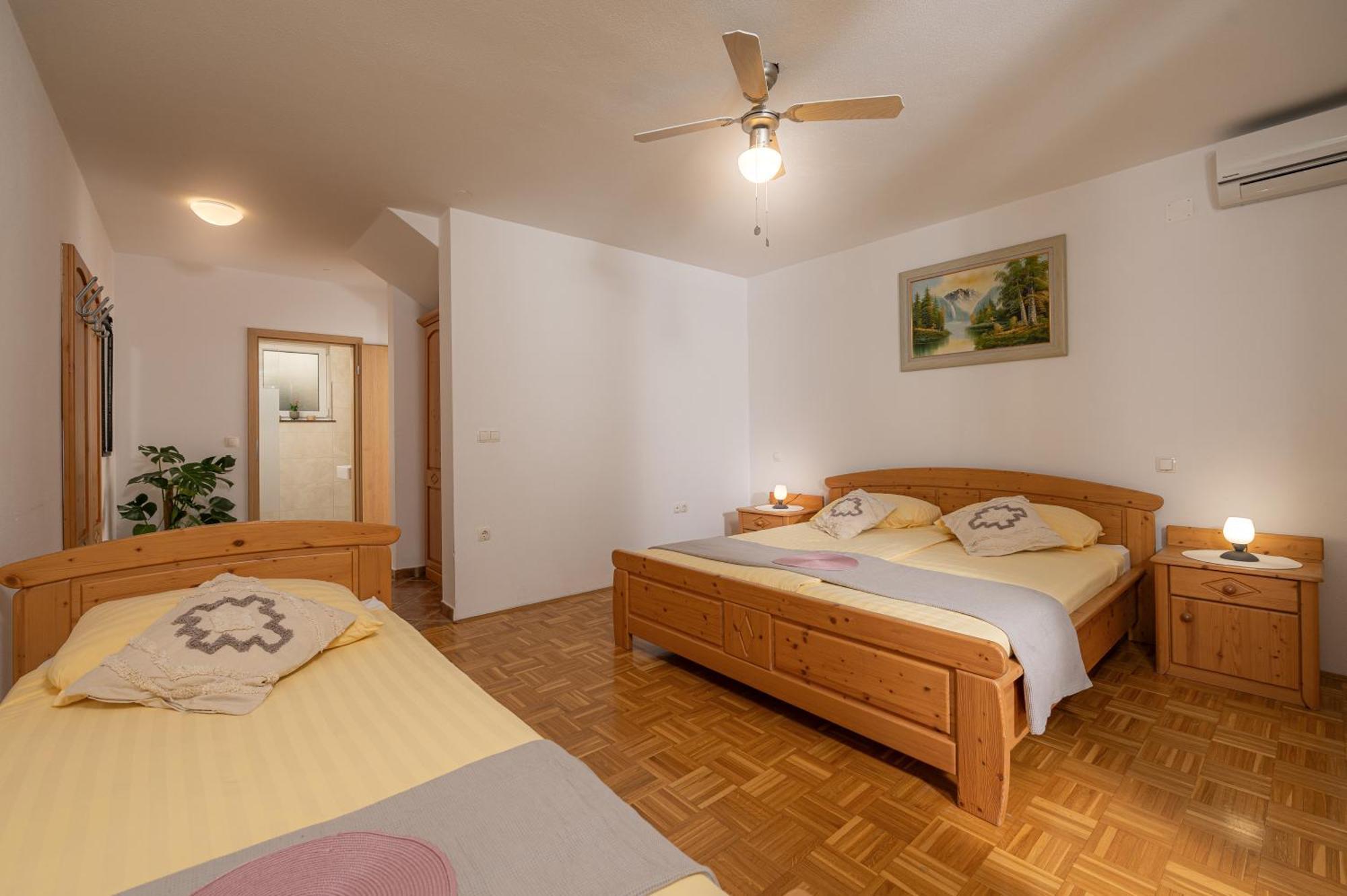 Rooms & Apartments Pr Matjon 布莱德 外观 照片