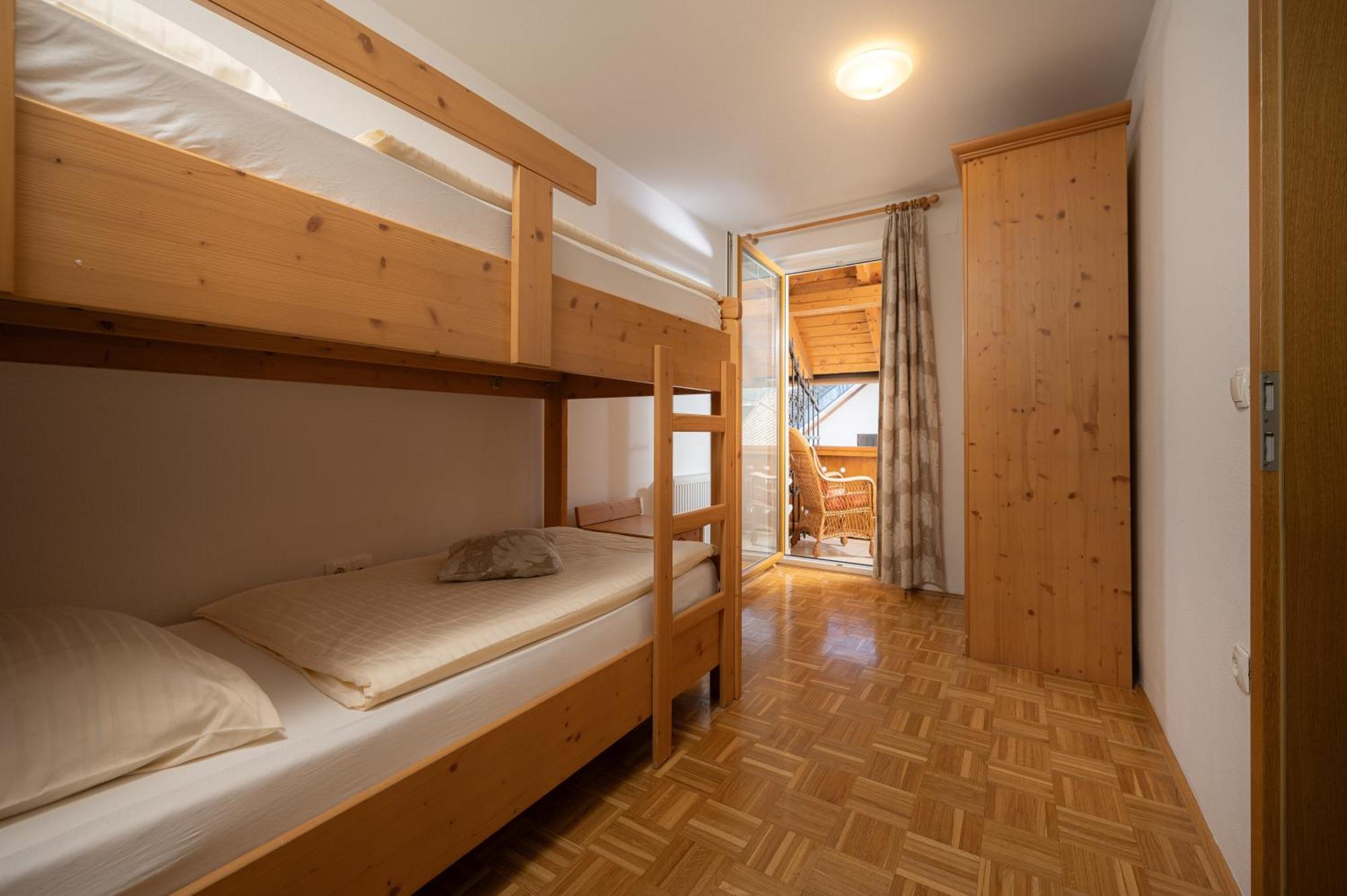 Rooms & Apartments Pr Matjon 布莱德 外观 照片