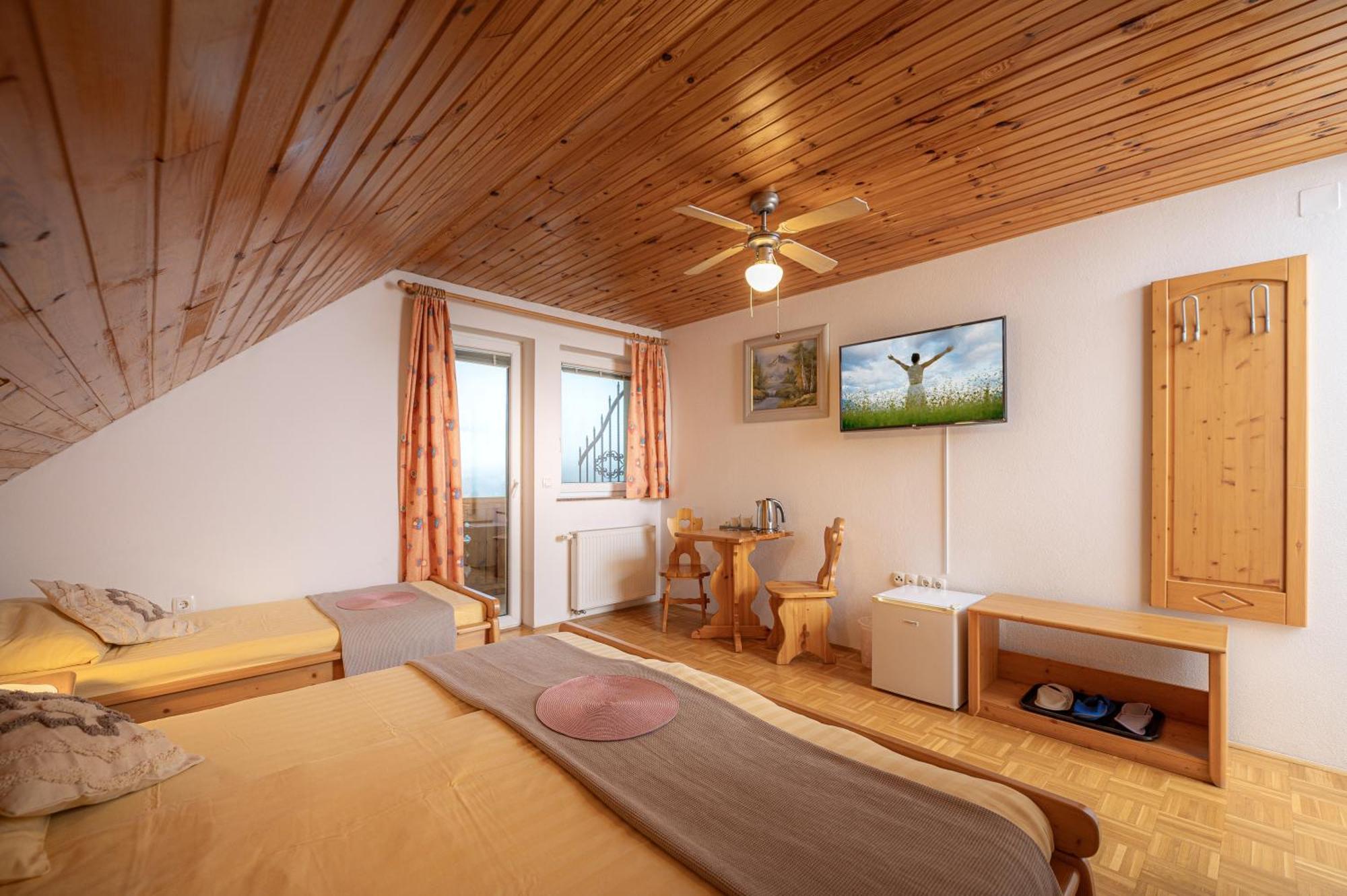 Rooms & Apartments Pr Matjon 布莱德 外观 照片
